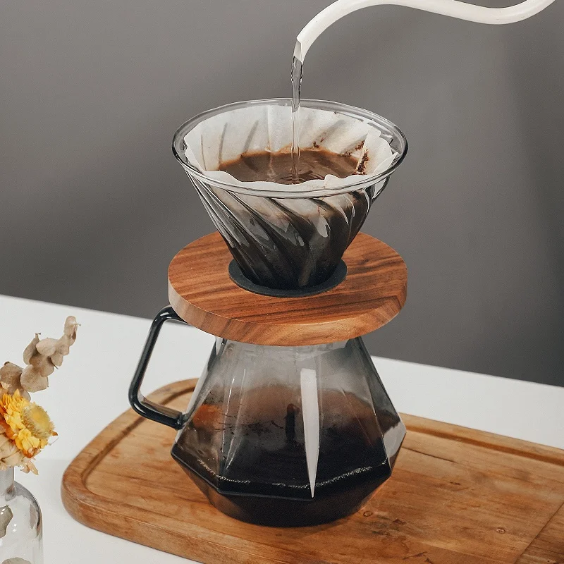 2022 trendy Spout Coffee Jug Milk Pitcher diamond coffee pitcher