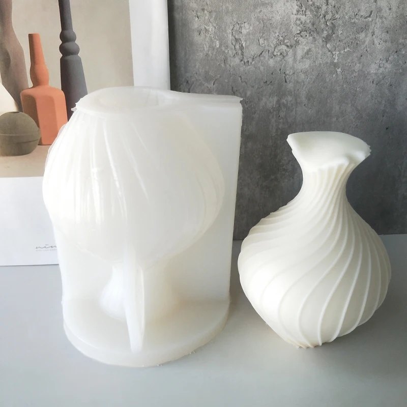 Handmade Irregular Spiral Soy Wax Molds Geometric Line Art Swirl Wavy Silicone Mold Spiral Vase Design Candle Mold