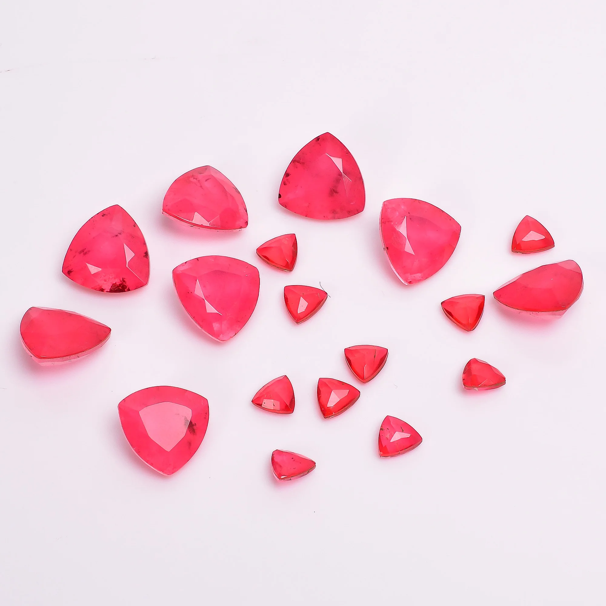 Рубин двойной кристалл оптовая цена Кристалл триллион огранка драгоценный камень свободный Сапфир ювелирные изделия