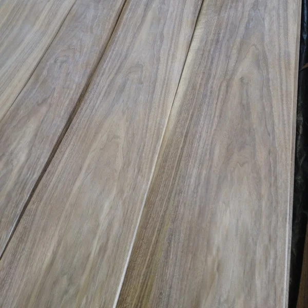 American Black Walnut Wood Veneer with Good Quality
