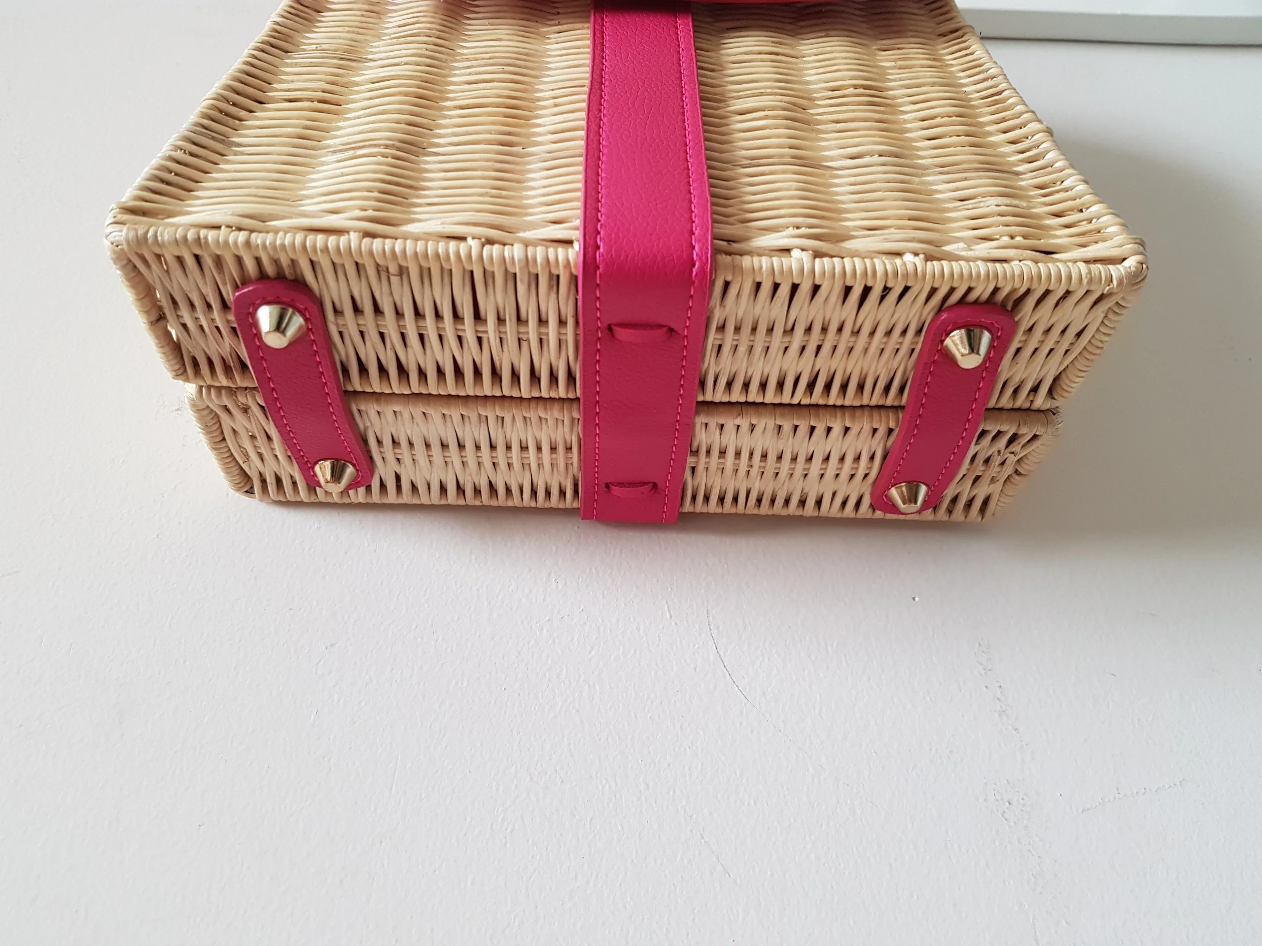 Custom Price Brand OEM ODM Lady Fashion High-end Leather Rattan Bag