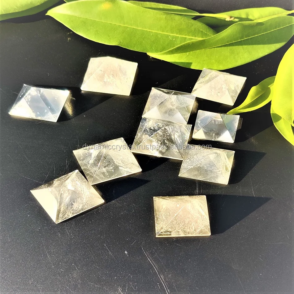 Wholesale Small Clear Quartz Pyramid Stone Feng Shui & Love Style Reiki Theme Carved Healing Pattern Agate Gemstone Crystal
