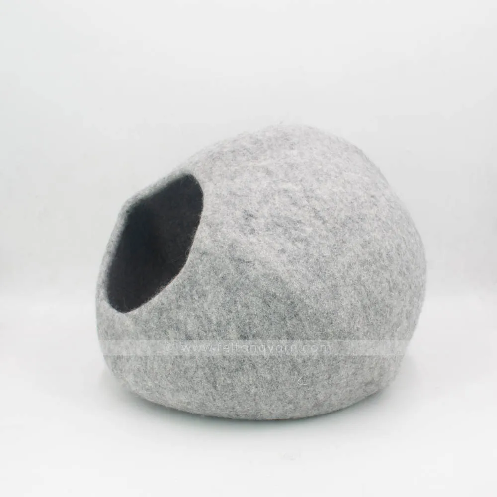 FY-CC-002 Single Layered Cat Cave Warm and Cozy Pet Bed Eco-friendly New Artisan from Nepal Zealand Wool Felted by Skilled Women