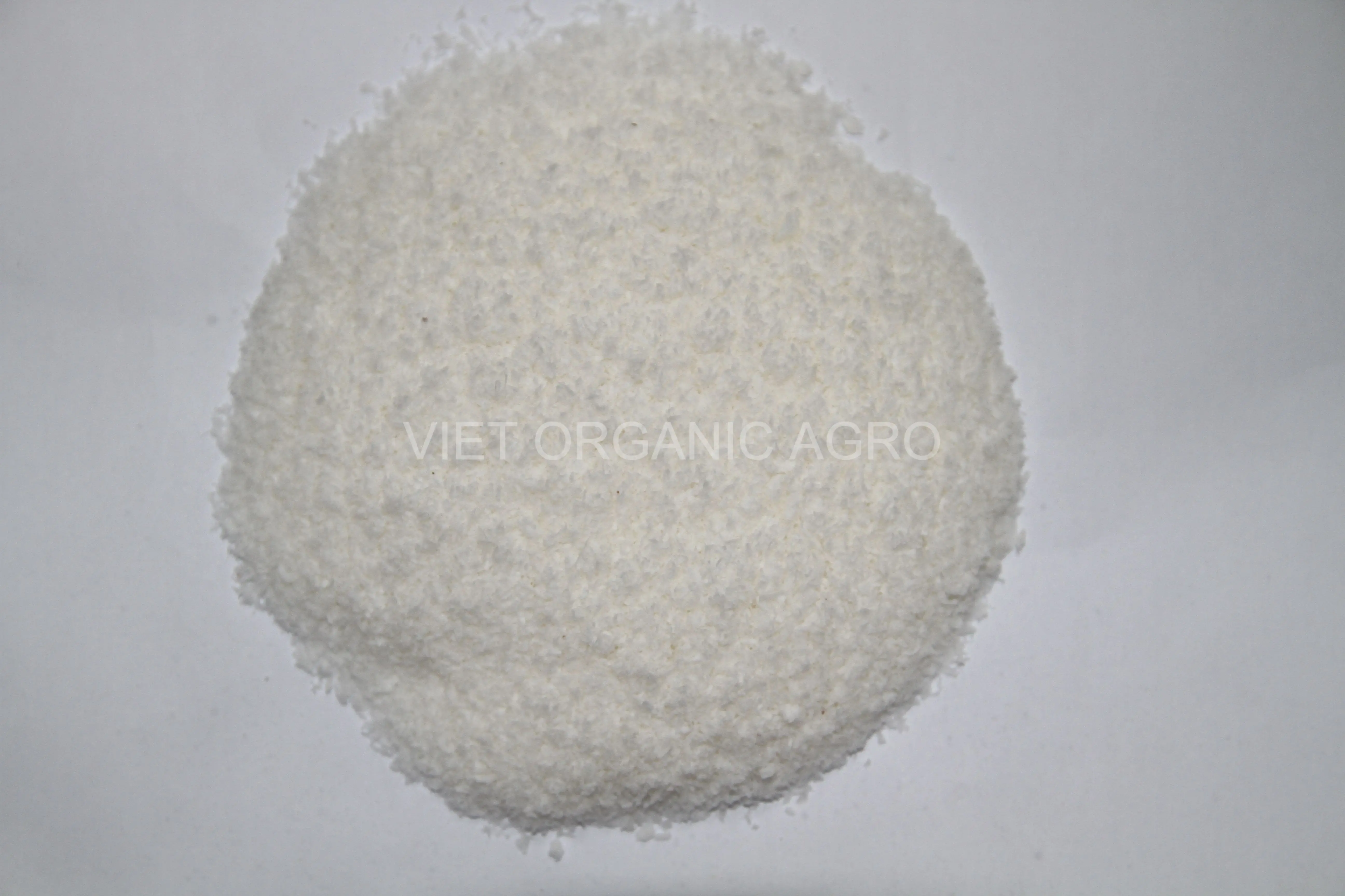Desiccated Coconut Medium Fine Grade Organic Coconut Vietnam - Fresh Natural Dried Low Price/ Coconut Powder/ Sweetened Coconut