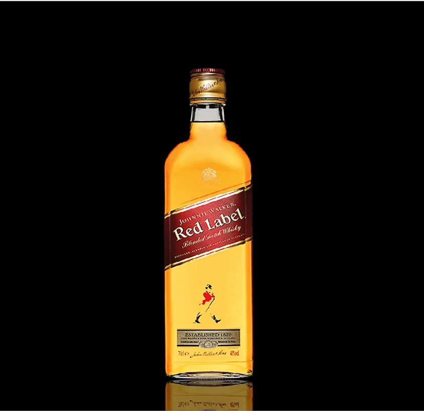 J Walker Red 192/50 PET идеально подходит для вечеринок и друзей, чтобы объединить виски премиум-класса от D & B Group