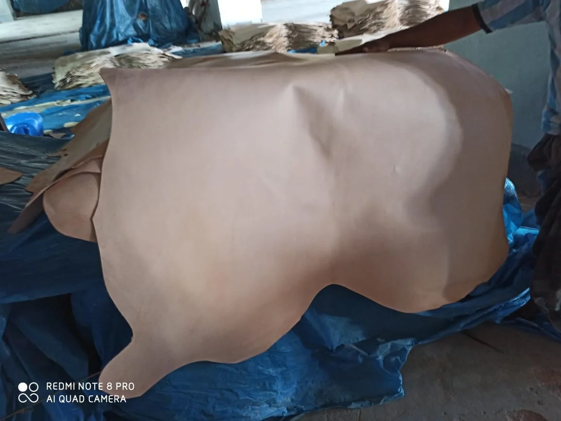 Genuine Leather Hotsale 2021 10-26 Sqft 0.8 - 3mm 100 Sqft Embossed Brushed Sueded Customized Color BD