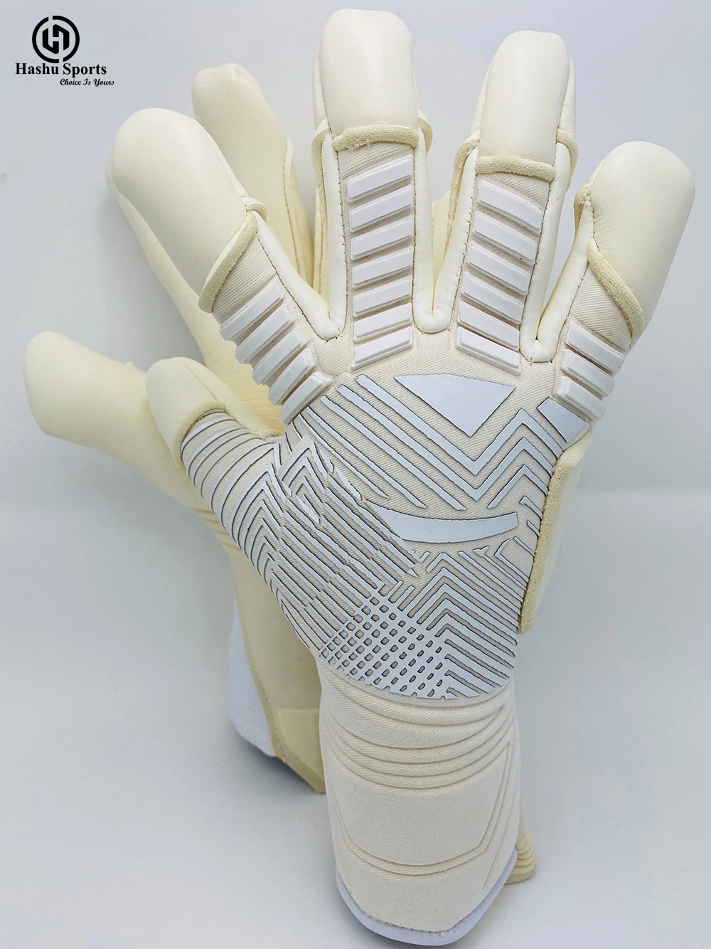 High Quality Custom Made Goalkeeper Gloves for football and soccer training Gloves