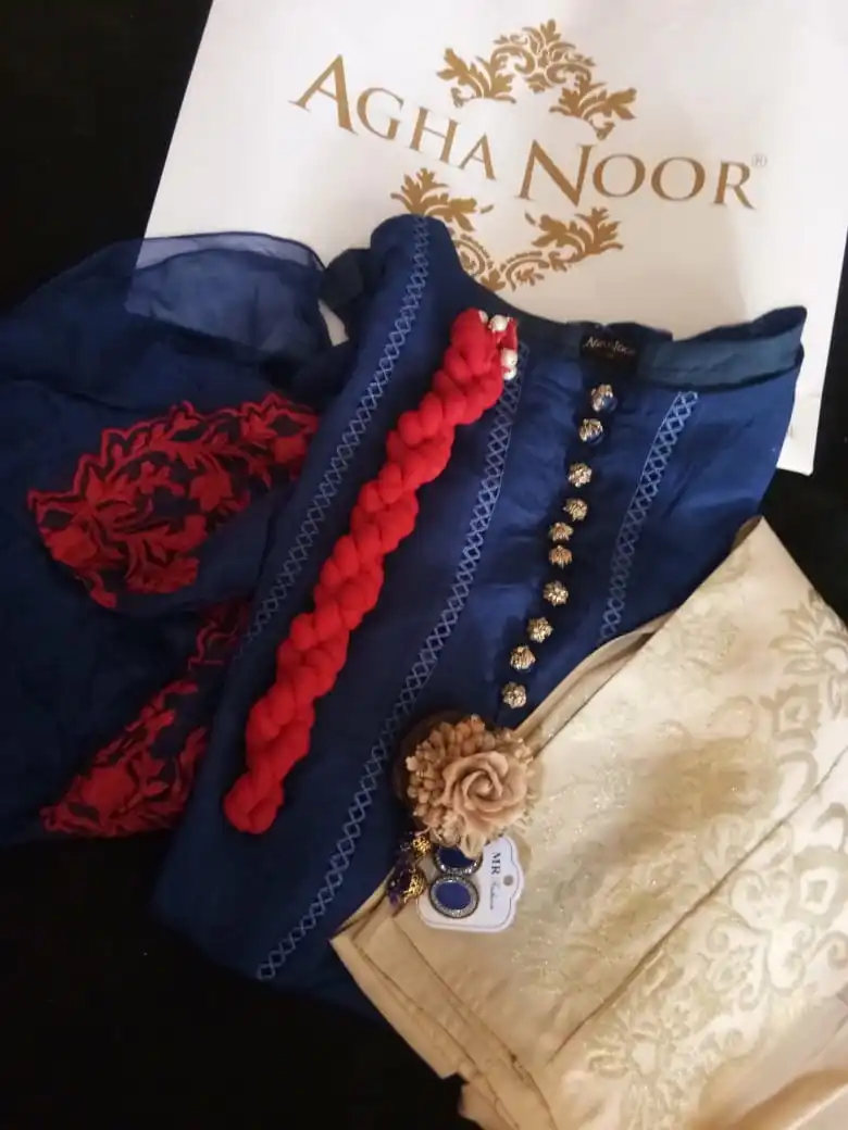 Модные дизайнерские индийские пакистанские женские-лужайка/Лен/хлопок жоржет 3 шт. костюмы доступны по оптовой цене.