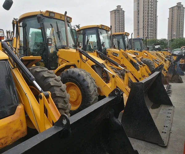 SECOND HAND WELL MAINTAINED AND GOOD WORKING WHEEL LOADER BACKHOE 3CX OFFER SPECIAL PRICE FOR YOU!!
