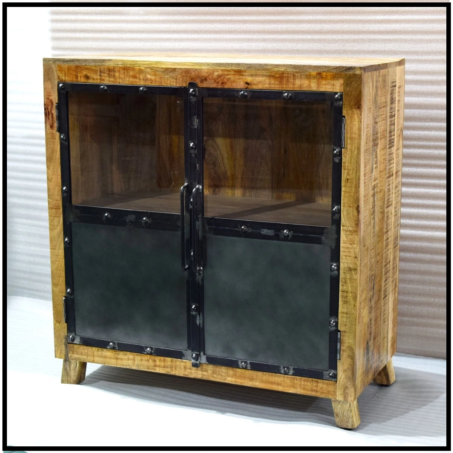 Hot Sale 2024 Solid Mango Wood Glass Door Iron Rivet Panel Display Cabinet Showcase Storage Cabinet for Home Living Room