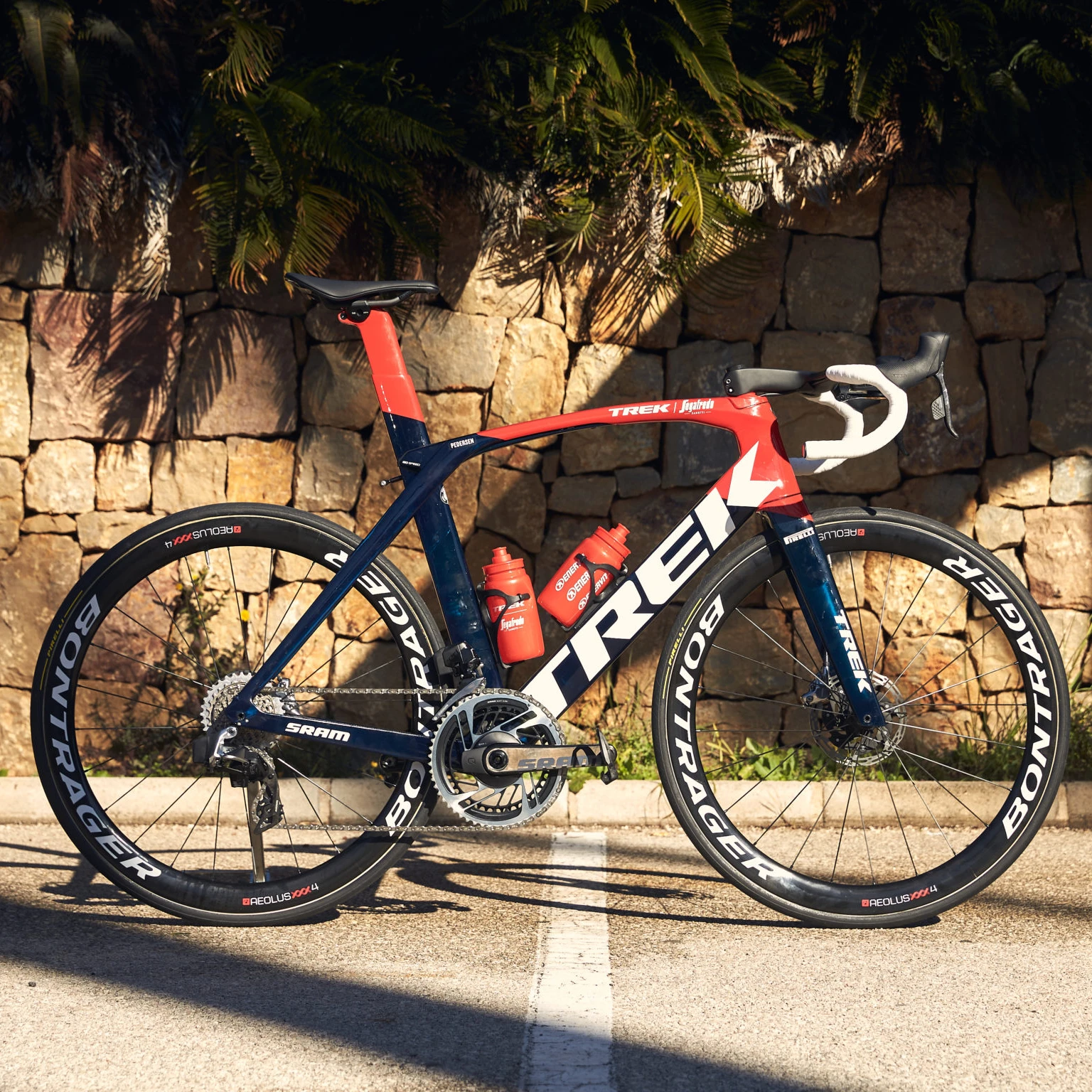 
Trek Madone SLR 9 SRAMs RED eTap AXS, 12 speed 2020/2021 Road Bike 