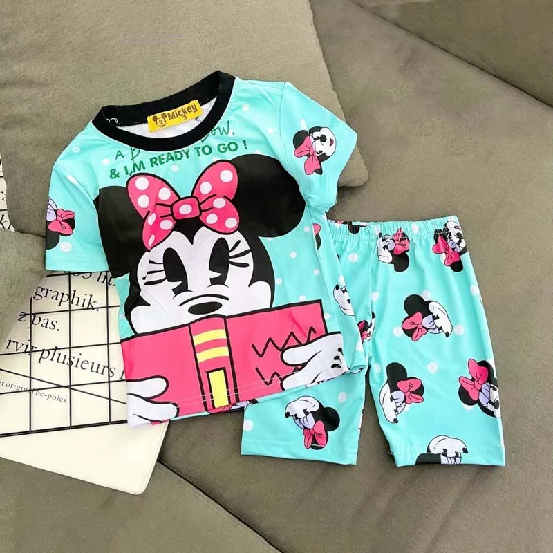 Оптовая продажа детской одежды из полиэстера простая мультяшная 3d-одежда с милым рисунком для взрослых и детей