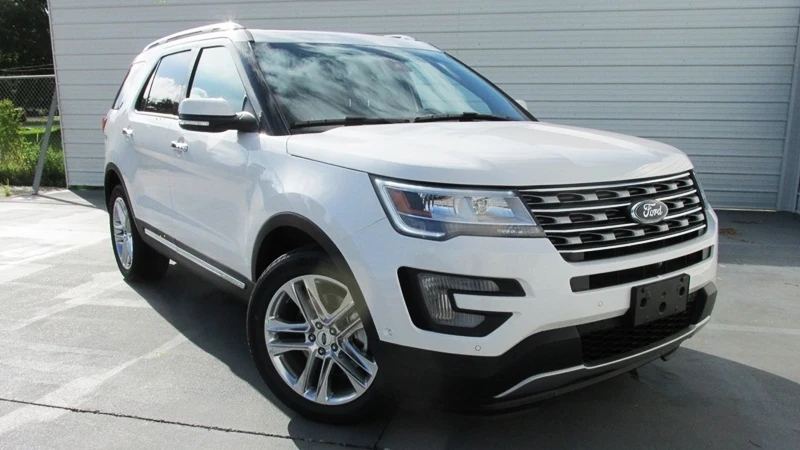 Дешевые подержанные автомобили FORD EXPLORER 2019 для