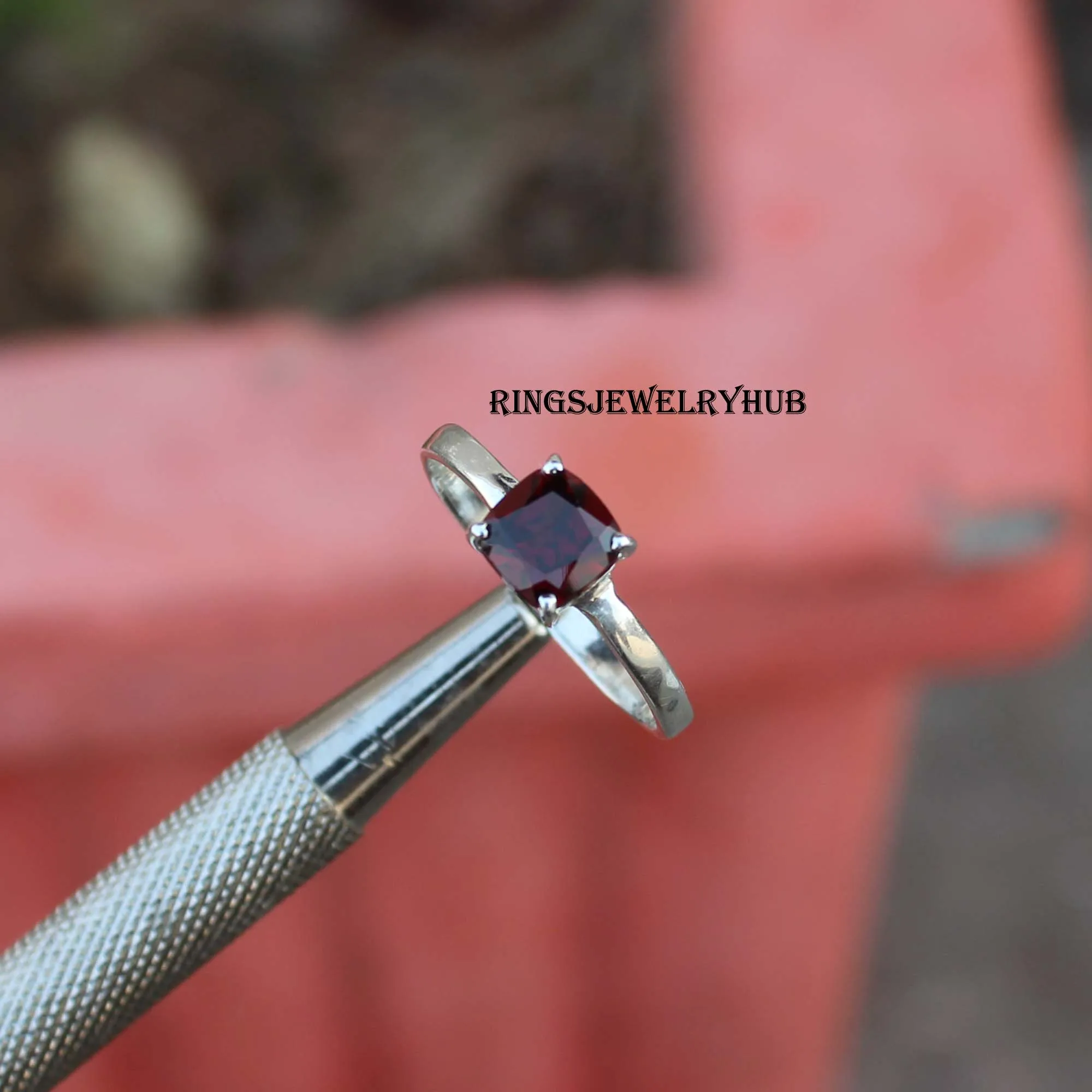
Female Mozambic Garnet Ring Solitaire 925 Sterling Silver Ring For Women Engagement Ring Silver Gemstone Jewelry 