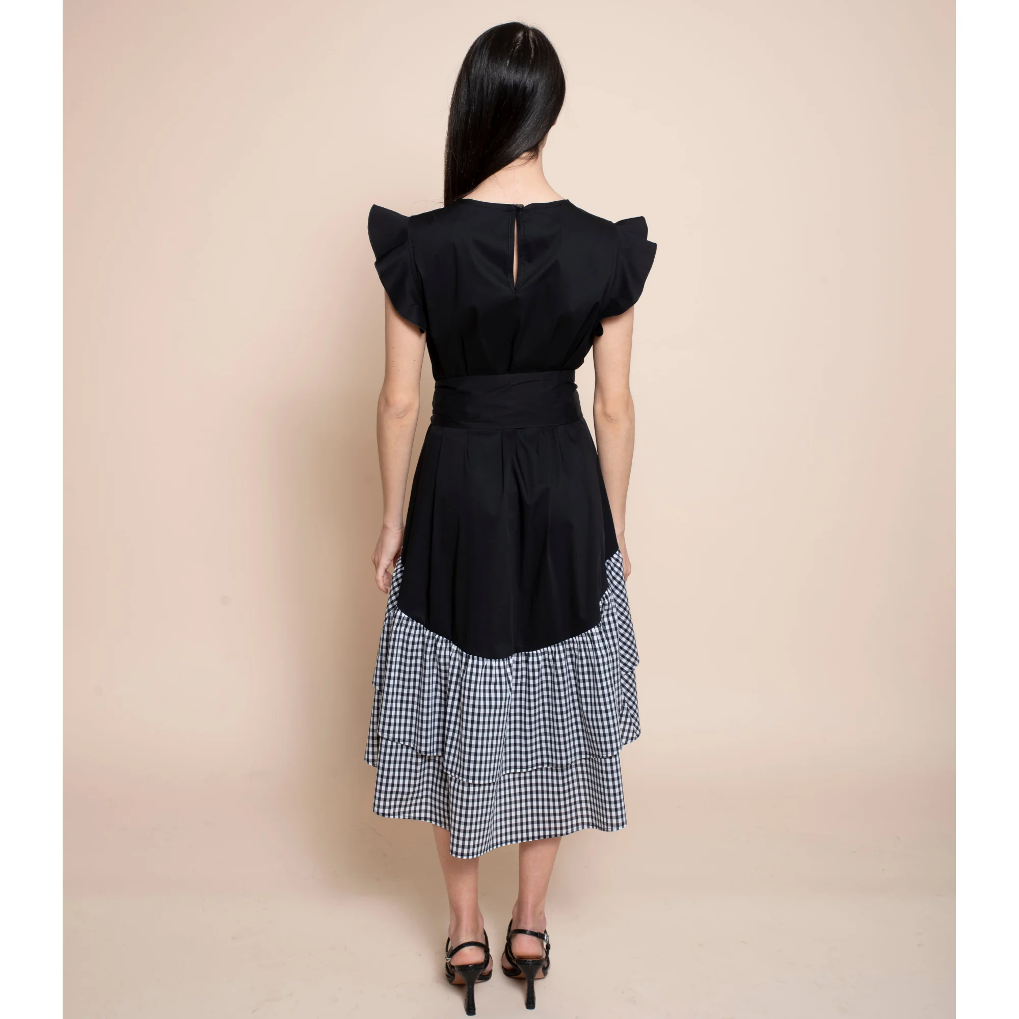 Best Italian quality  long round neck dress with wing sleeves, double flounce on the two-tone bottom, curled and rounded. Fo