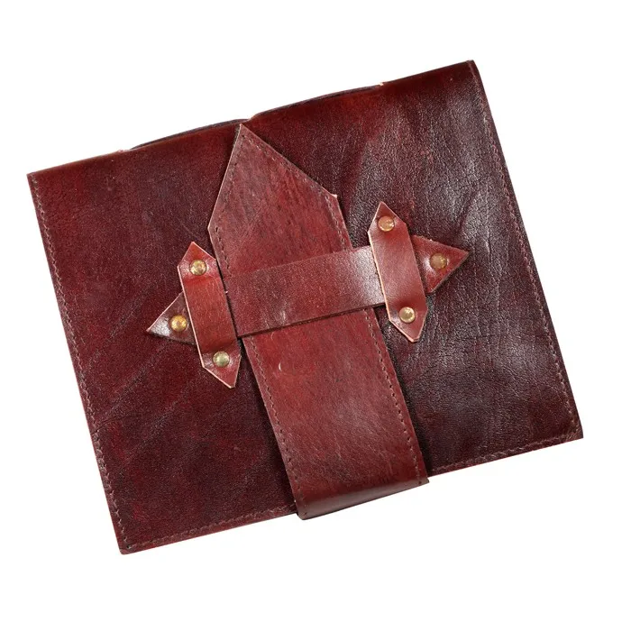 Кожаные журналы ручной работы красного цвета на заказ