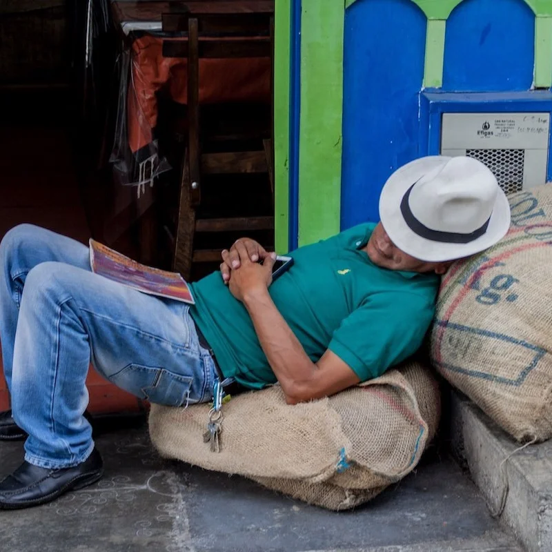 (Бесплатная доставка) колумбийский Премиум жареный кофе