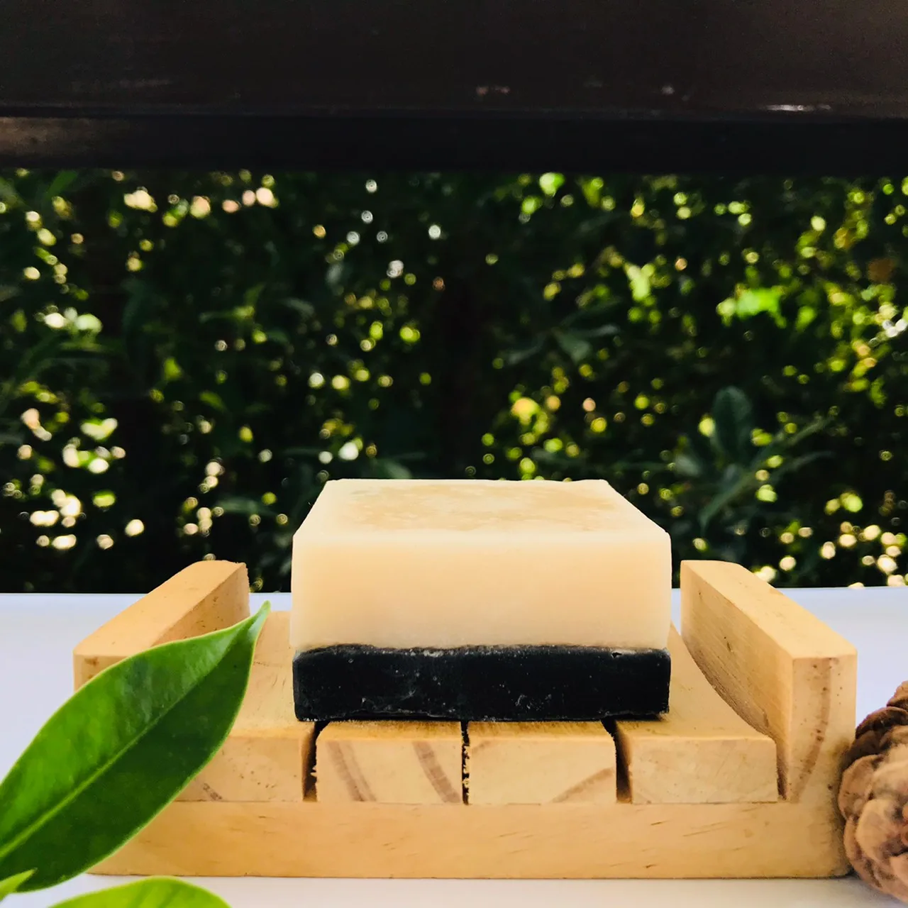 Yogurt Bamboo charcoal Soap OEM Natural Handmade Soap Whitening Cleansing Manufacturer From Thailand /OEM WHOLESALE 100 Gram