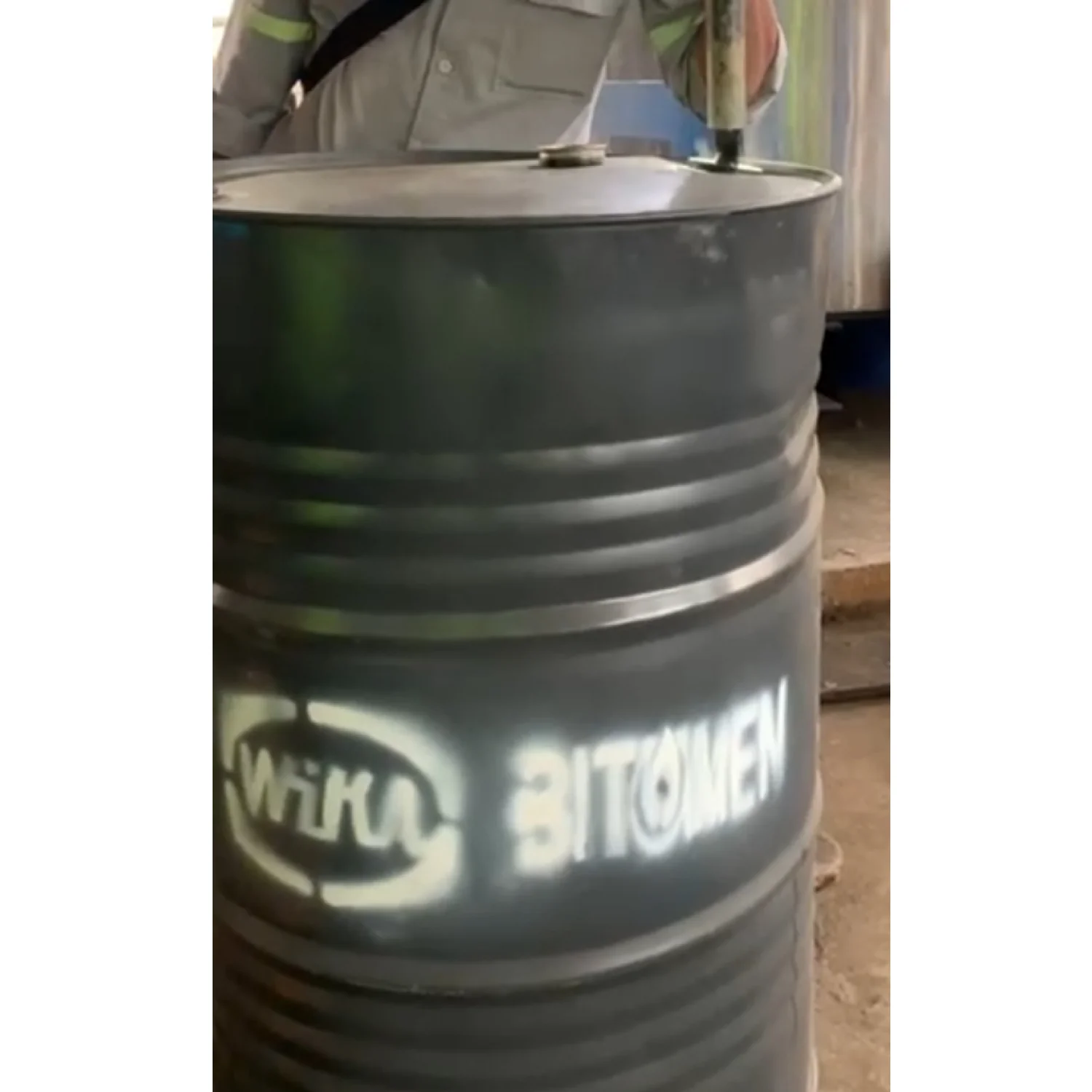 
Petroleum Asphalt Modified Bitumen Road Asphalt 60/70 Pen Oil Asphalt Used for Class II Roads From Indonesia 