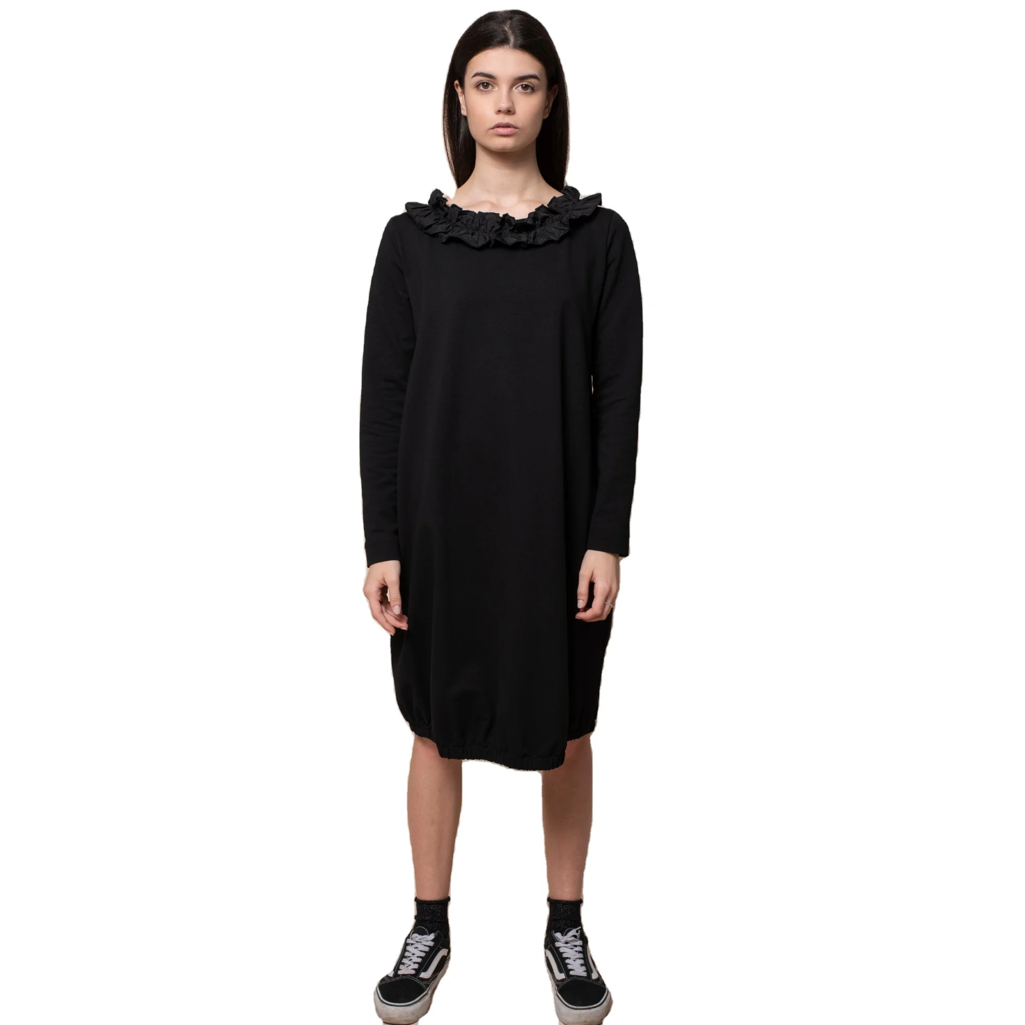 Best quality Italian long sleeve knee length dress, pockets, with rouge around the neck. For the day