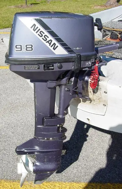 
NISSANS MARINE, Engine 115, powered by HONDAS 