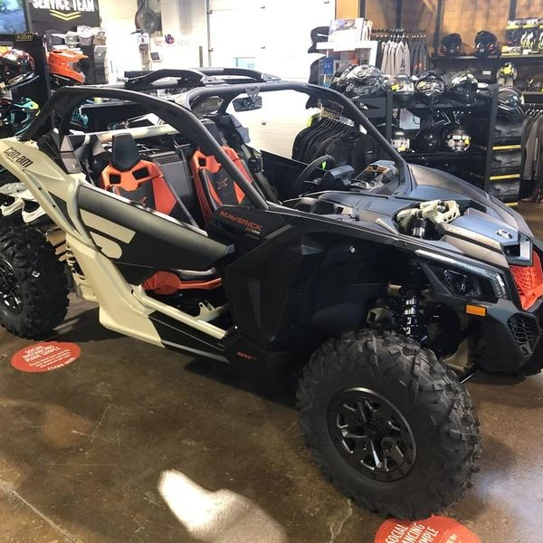 
Can Am MAVERICK X3 DS TURBOS/ MAVERICK X3 DS TURBOS R/ MAVERICK X3 DS TURBOS RR/ MAVERICK X3 RS TURBOS R 2021 