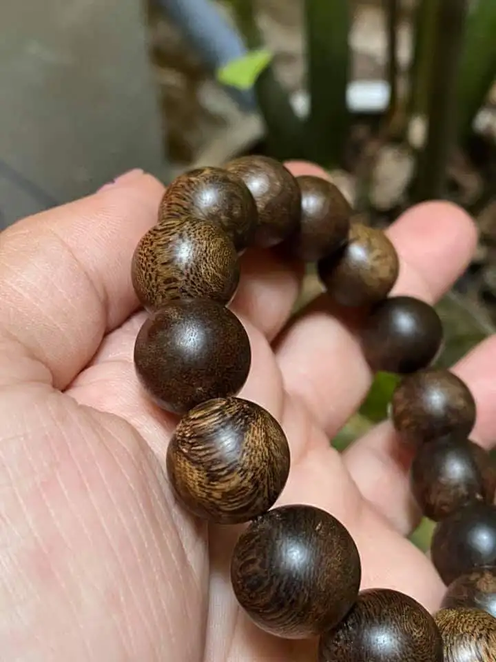  Высококачественный буддистский браслет из бусин Agarwood для здоровья подходит всех возрастов Вьетнама