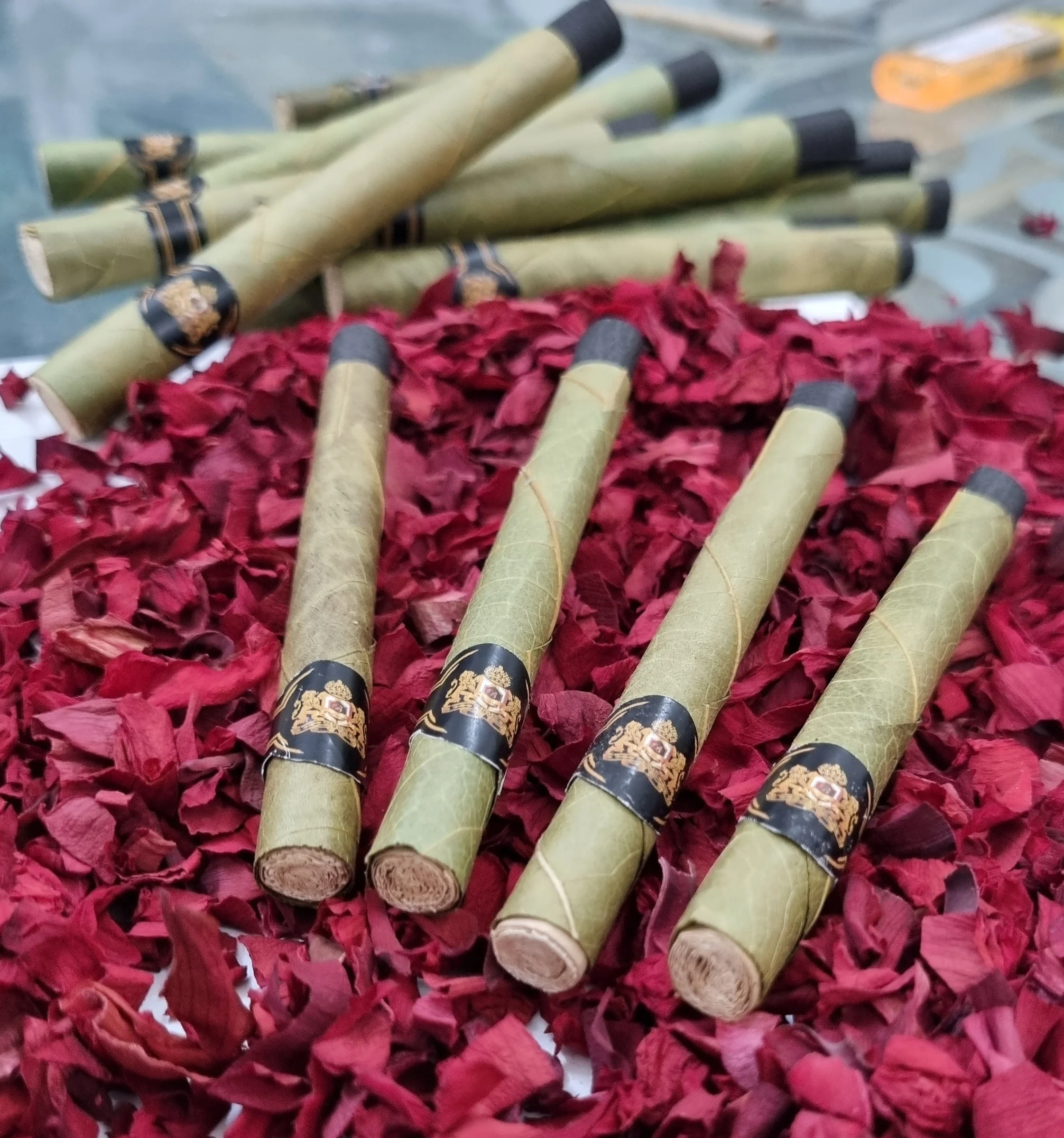 Bigarette's Pre Rolled Green Cordia Leaf .109 mm.jpg