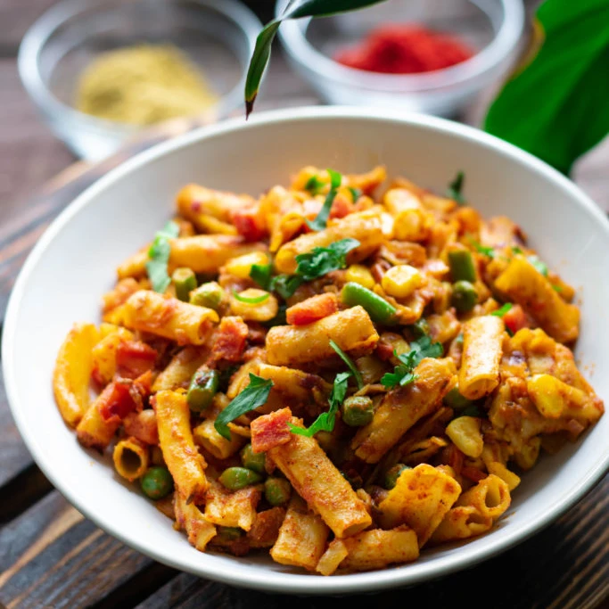 
Special Shape Fresh Rice Corn Spaghetti Pasta from UK 