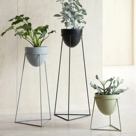 Flower Pot Decorative Black Garden Indoor Outdoor Iron Big Large Wholesale Metal Stand Plant Flower Pots Planters For Plant