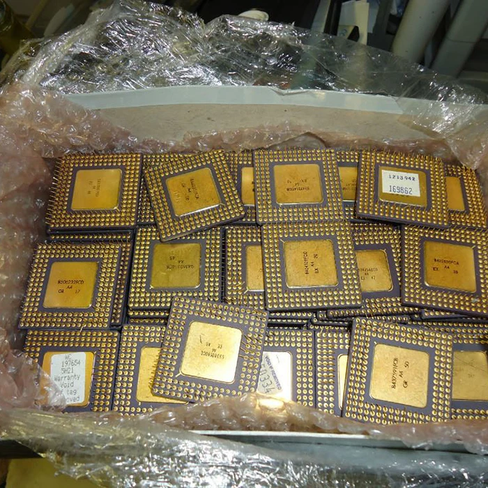BEST SELLING  AND AMD PENTUIM PRO GOLD CPU SCRAPS