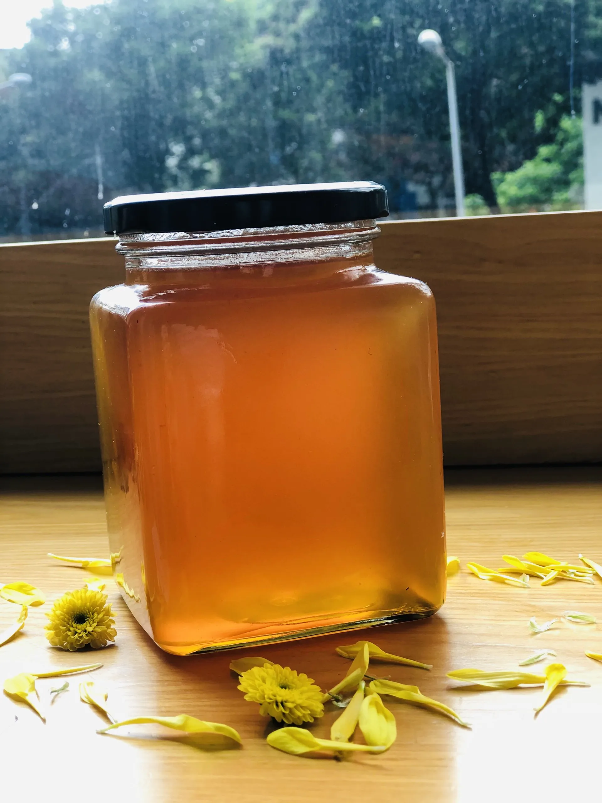 Whose sale High quality 100% Pure Natural Honey Bee with free sample