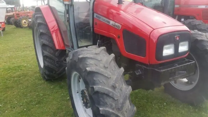 
110HP Agriculture 4WD Massey Ferguson Tractor 