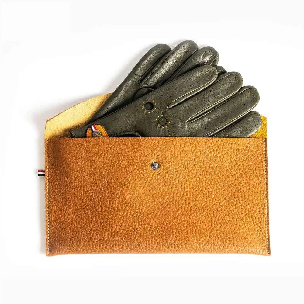 Винтажные рукавицы для гонщиков