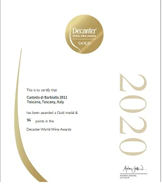 Красное вино, супертосканская сигара, санджовы, маленький вердот, мерлот 2011