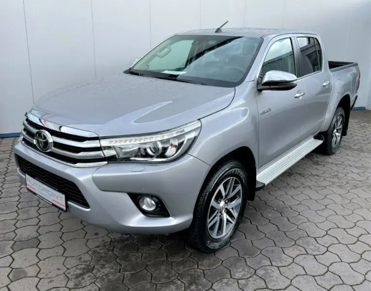 Довольно б/у Toyota Hilux 4x4 дизельная двойная кабина LHD /RHD ручная и автоматическая коробка передач 2018 2017 2019