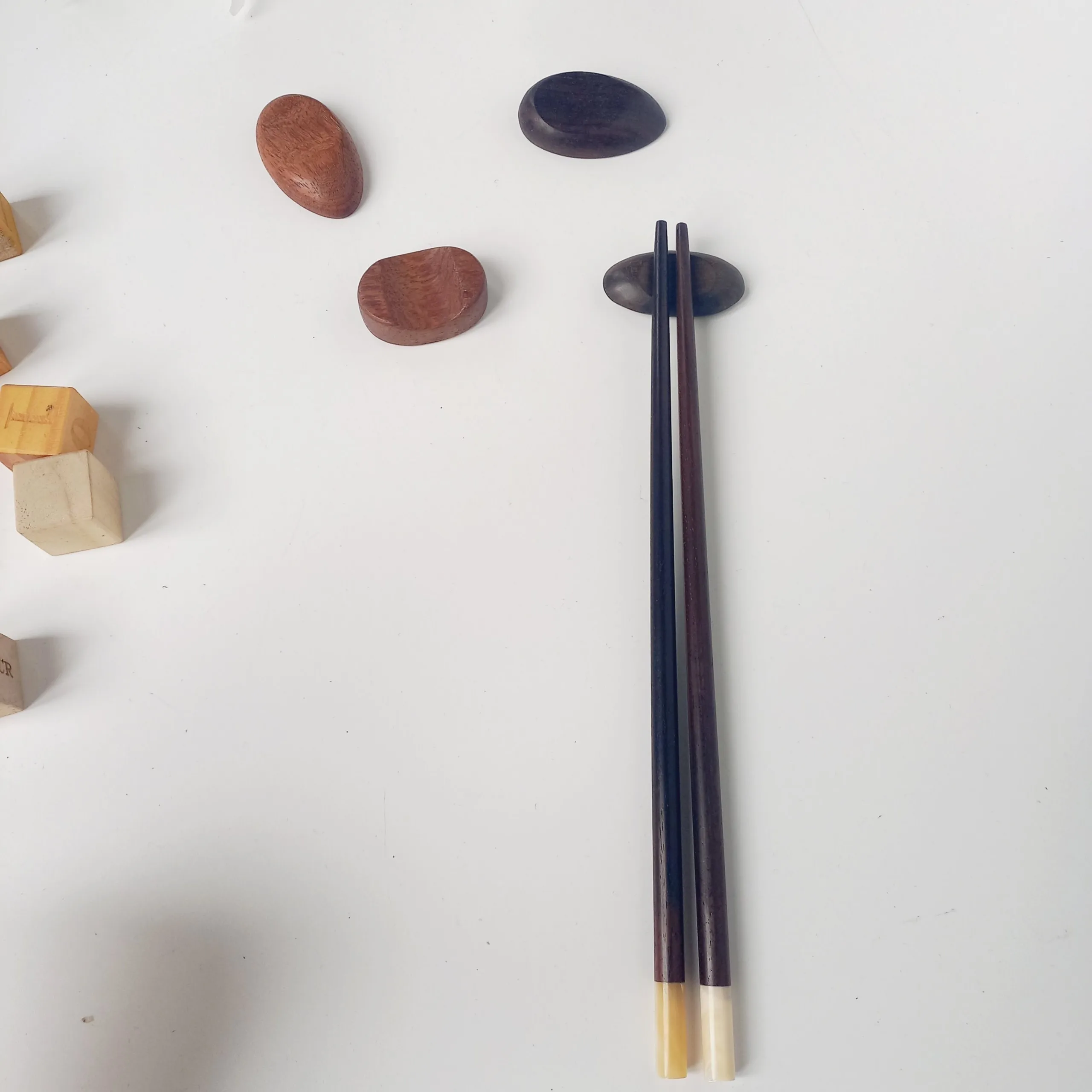 Dinnerware High Grade Accessories Hotel Wooden Chopstick Rest Chopstick Holder Tableware Knife Spoon Fork Chopsticks Rest Holder