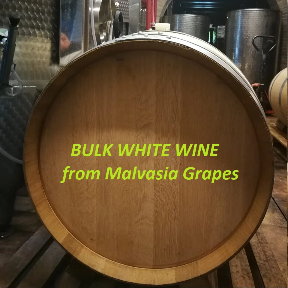 Белое вино оптом от винограда малвазии. Сделано в Италии. Оптовая продажа вина, поставляется в грузовике-цистерне или Flexitank в контейнере