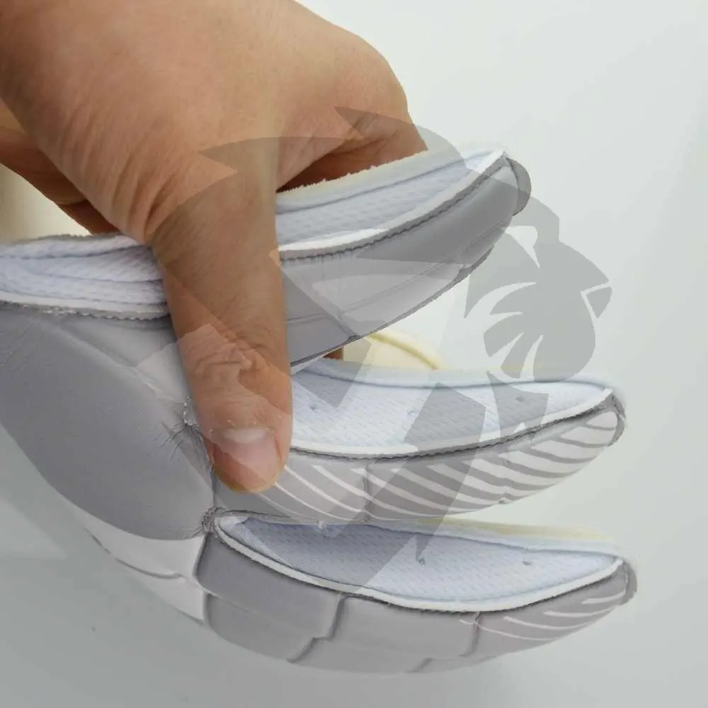 Удобные защитные перчатки для рук футбольные вратаря