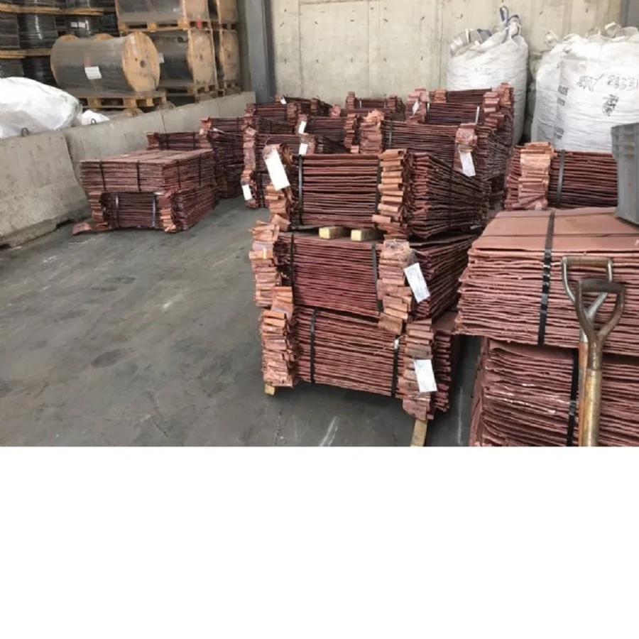 COPPER CATHODES 105 kg (+/- 1 % )