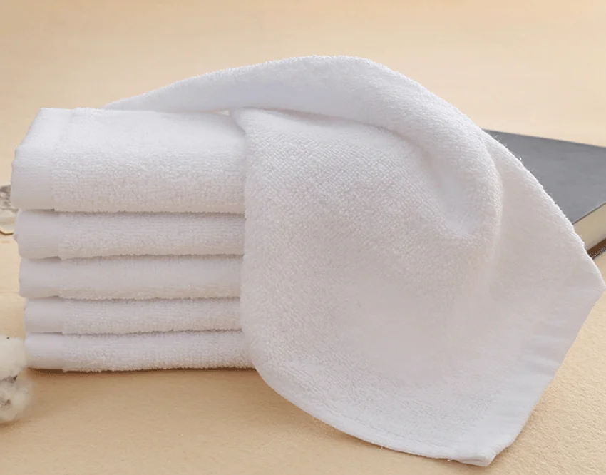 Белое хлопковое одноразовое полотенце для лица отеля ресторана