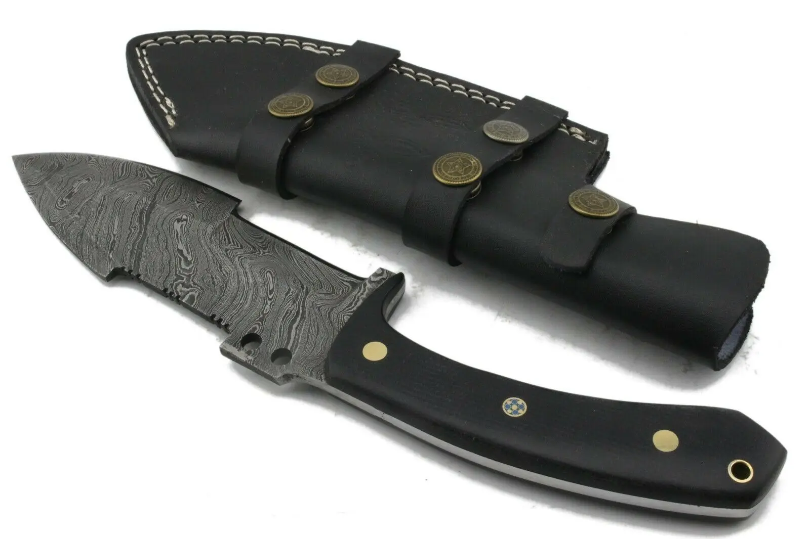 Дамасский нож ручной работы