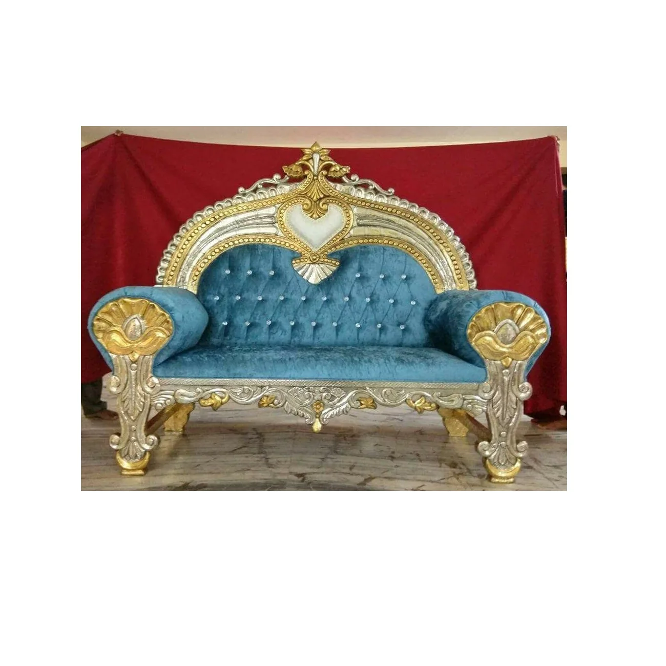 Royal Look Antique Wedding Sofa Set