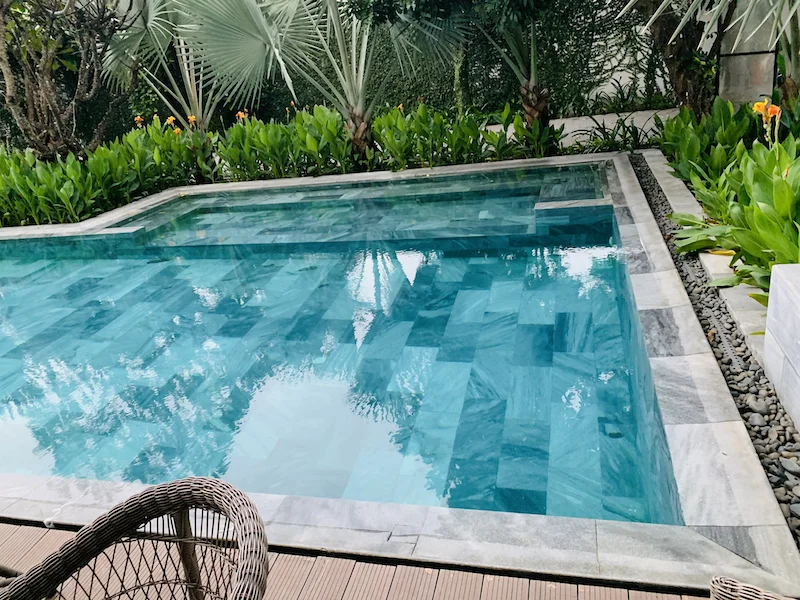 Cloudy Grey Dolomite Swimming Pool Tiles Modern Design Limestone Bluestone Copping Single Piece with Natural Surface Floor Usage