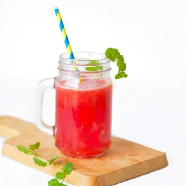 Лидер продаж, соковый арбуз-100% натуральный сладкий вкус из вьетнамской фабрики, высокое качество с LC/TT на предъявителя