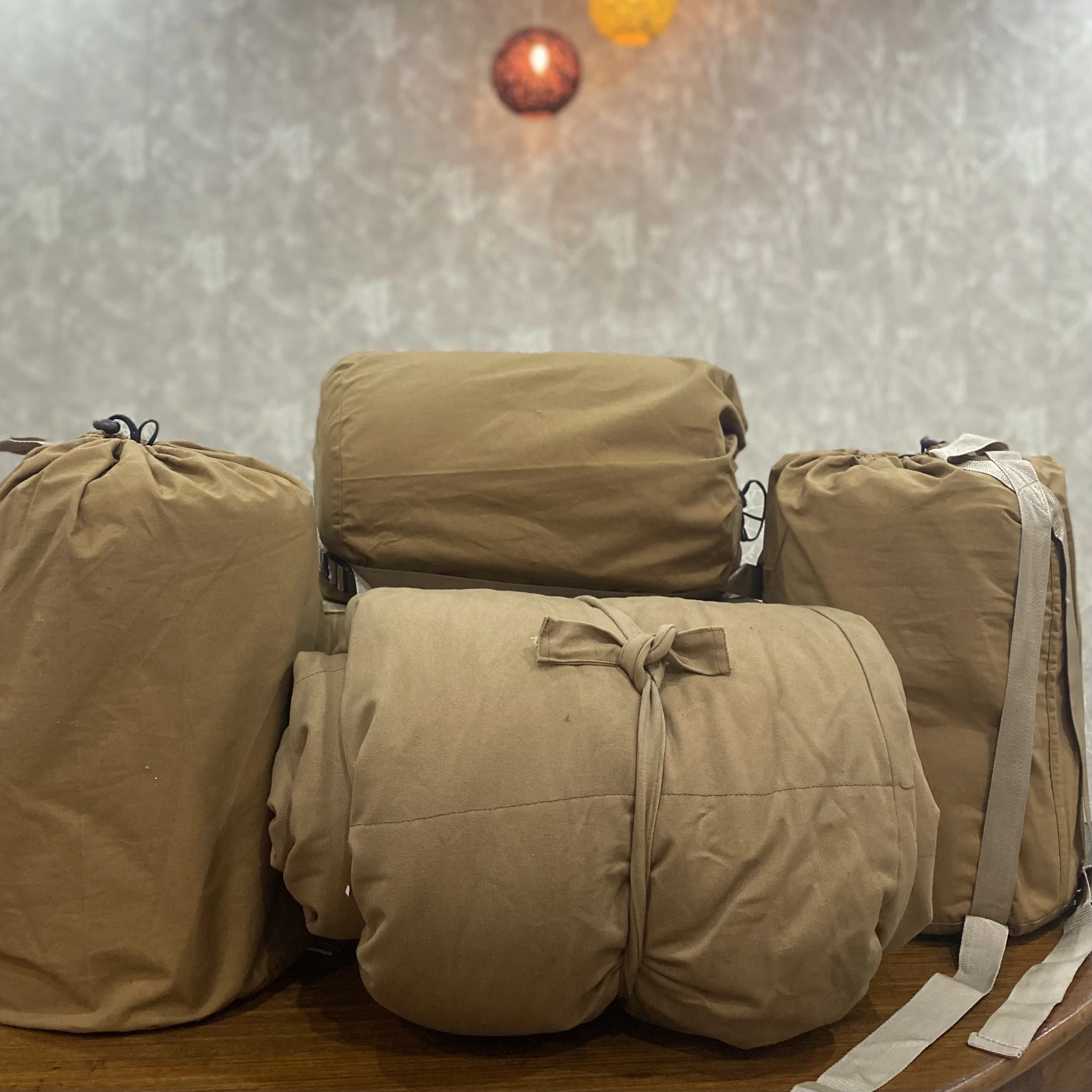 High Quality Cotton Canvas Middle Eastern Arab Water Resistant Resistant Cold Desert Refugee Sleeping Bags