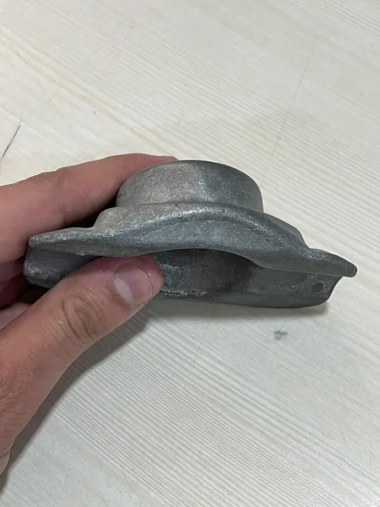  Cup Lock Swivel Ledger Blade