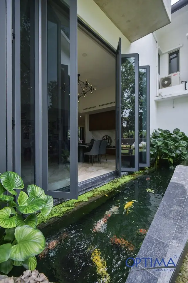 Commercial Exterior Accordion Folding Glass Doors Bi-folding doors, Restaurant Partitions Sliding Folding Glass Doors