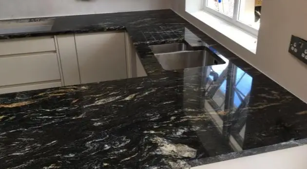 
Black paradiso slab L 