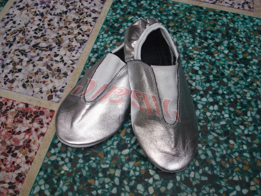 
Leather Trampoline Shoes Gymnastic Trampoline Suppliers 